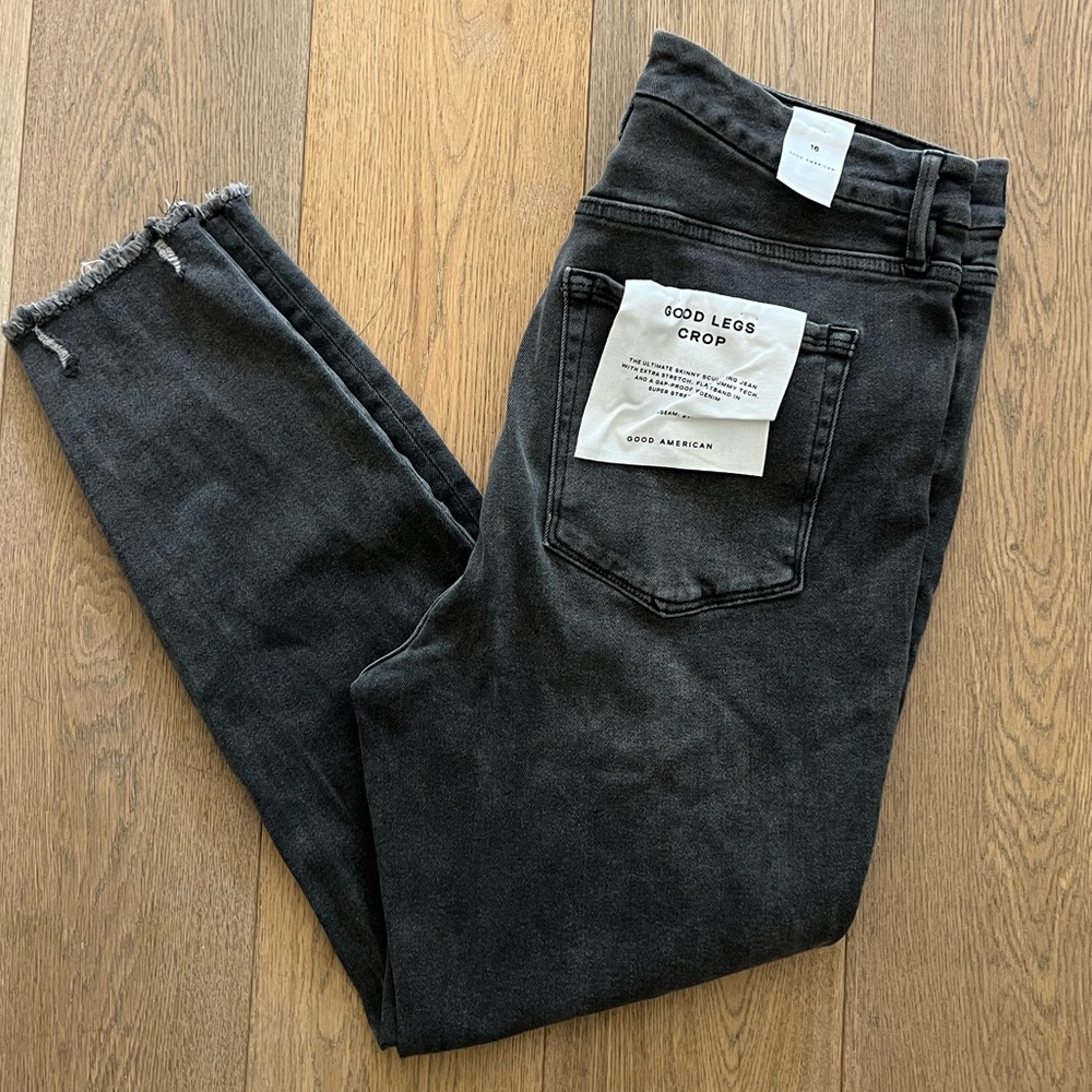Good American Good Legs Crop Black Jeans Sz 16 - NWT
